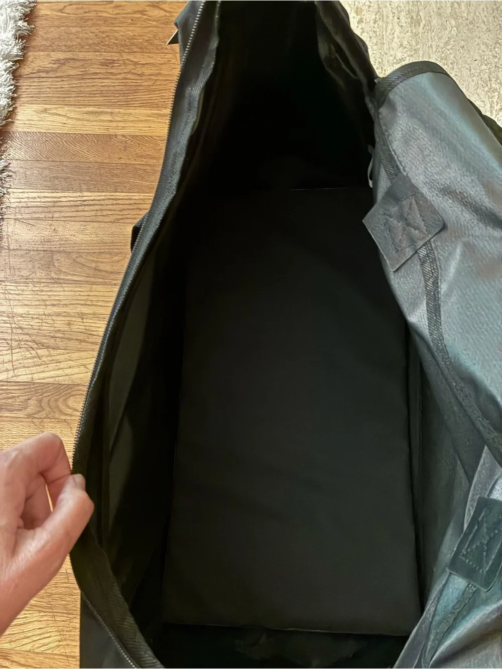 Stihl Outfitters Medium Two-Tone Duffel Bag Black Multiple Pockets Utility